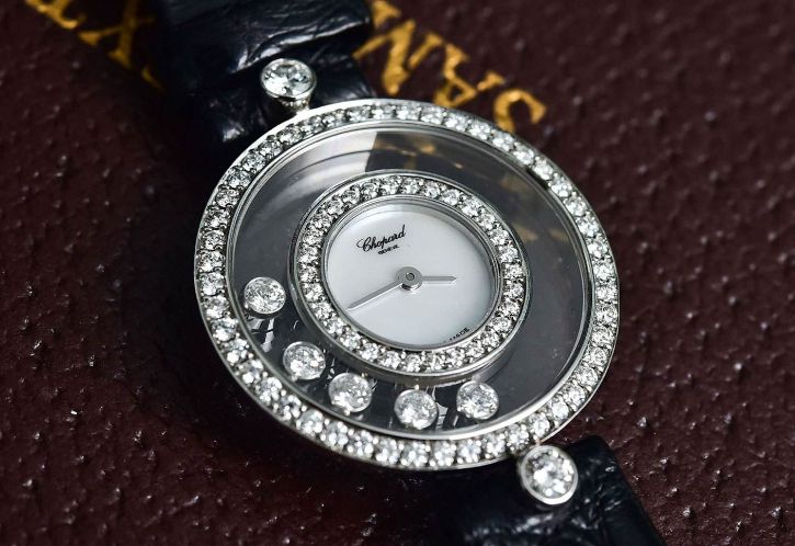 蕭邦手表應該多久保養一次（手表保養）