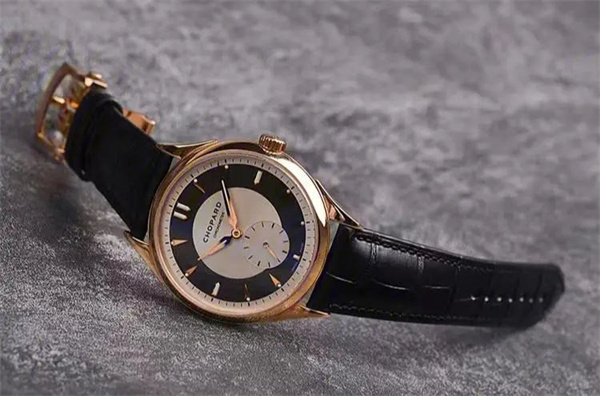 蕭邦表殼破裂處理辦法(圖) 蕭邦表殼破裂處理辦法(圖)