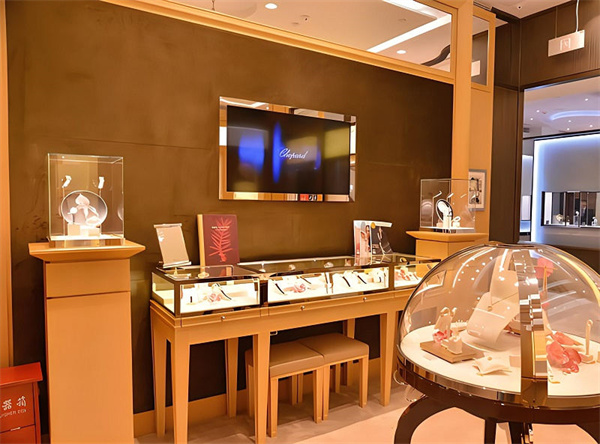 蕭邦手表表針不走了處理技巧集錦（圖）